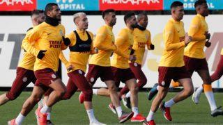 Galatasaray'ın PSG maçı kadrosunda Andone, Feghouli, Adem, Babel ve Yunus Akgün yok