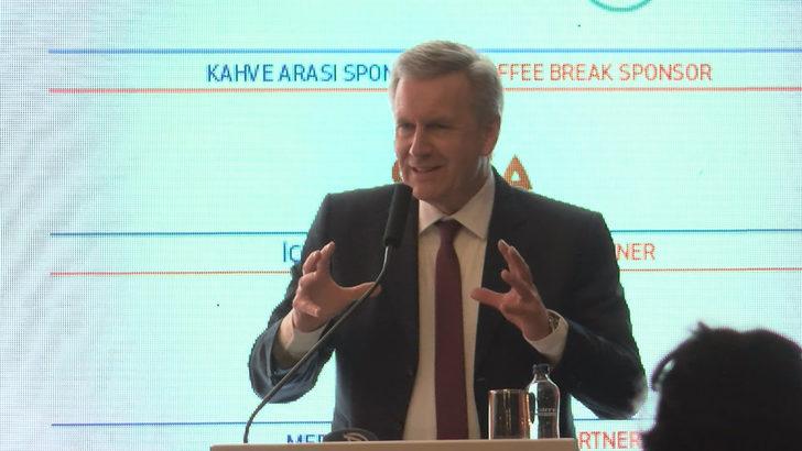 TÜSİAD'ın konferansında çeviri krizi G2