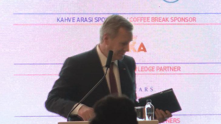 TÜSİAD'ın konferansında çeviri krizi G5