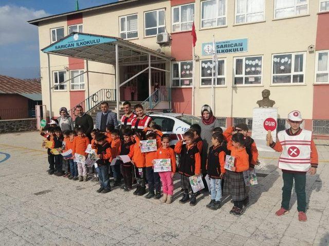 Jandarmadan öğrencilere trafik eğitimi 1