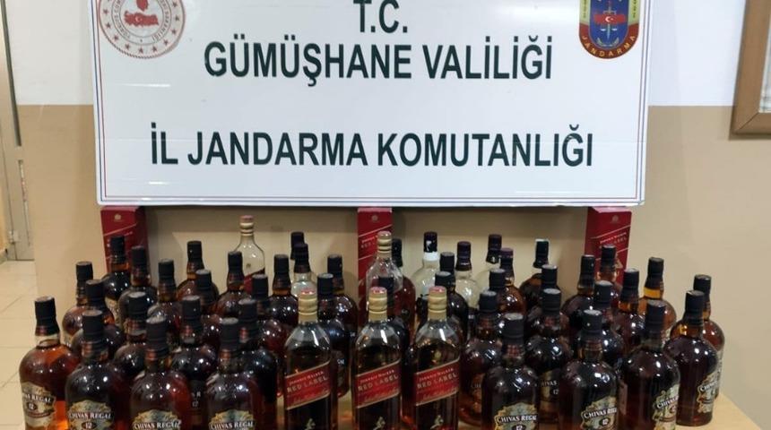 G&uuml;m&uuml;şhane&rsquo;de 46 şişe ka&ccedil;ak ve sahte alkol ele ge&ccedil;irildi