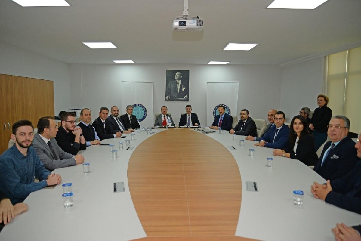 Bursa Uludağ &Uuml;niversitesi ile Tofaş arasında &lsquo;yazılım&rsquo; işbirliği