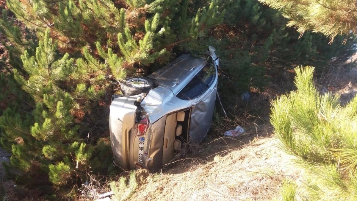 Pazarlar&rsquo;da trafik kazası: 3 yaralı