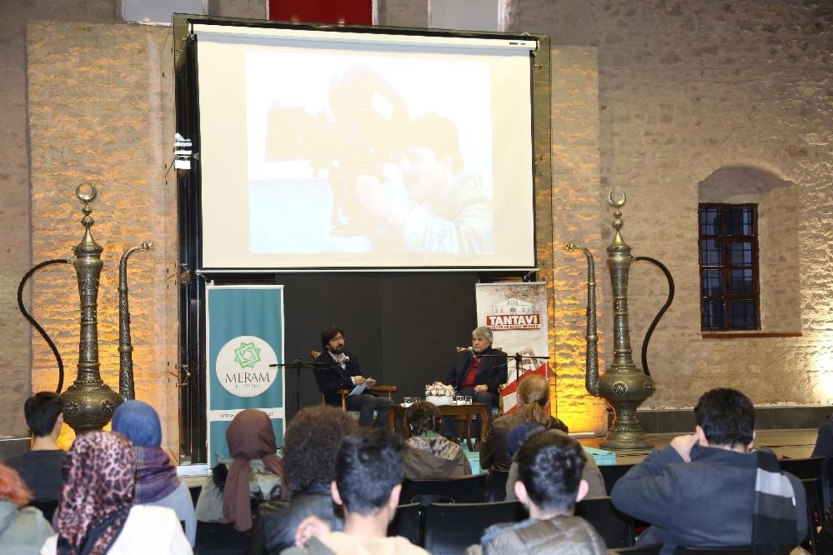 &Uuml;nl&uuml; y&ouml;netmen Mesut U&ccedil;akan, Tantavi K&uuml;lt&uuml;r Merkezi&rsquo;nde sinemaseverlerle buluştu