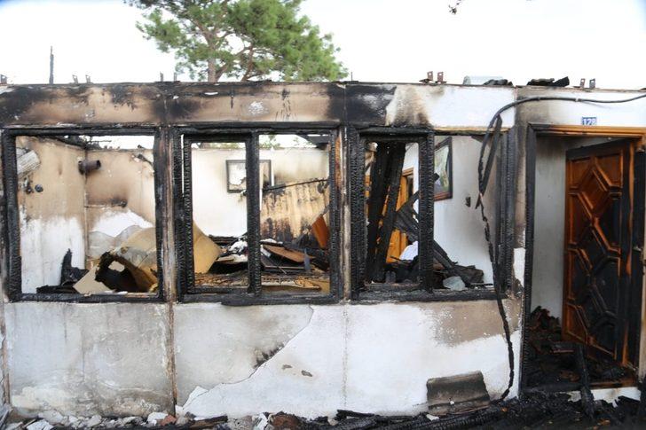 Evi yanan aileleri Başkan Ulutaş’tan yardım sözü G3