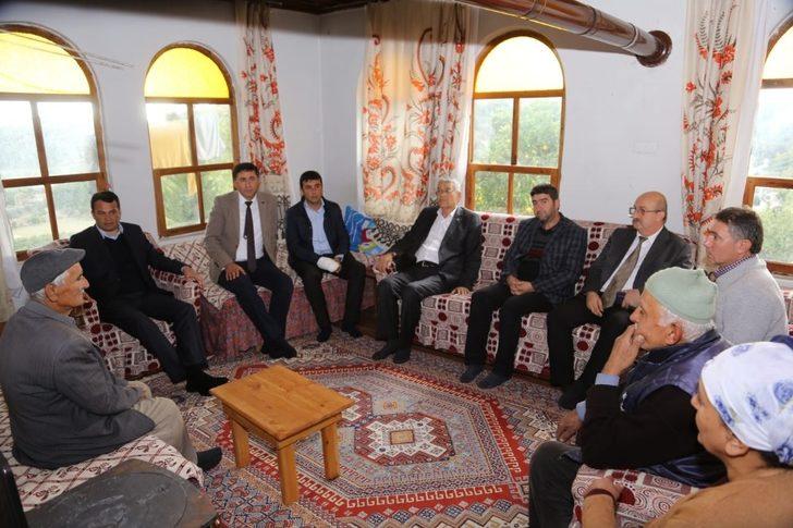 Evi yanan aileleri Başkan Ulutaş’tan yardım sözü G4