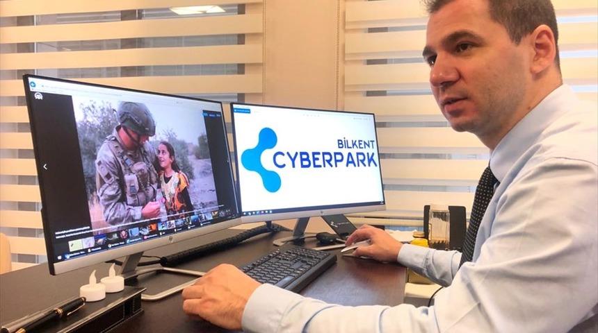 Bilkent CYBERPARK Genel M&uuml;d&uuml;r&uuml; İnaltekin, AA'nın "Yılın Fotoğrafları" oylamasına katıldı
