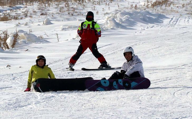 Erciyes'te kayak sezonu açıldı G3