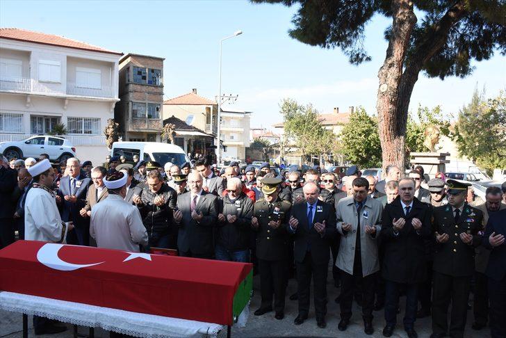 Kore gazisi Niyazi Yapıcı son yolculuğuna uğurlandı G4