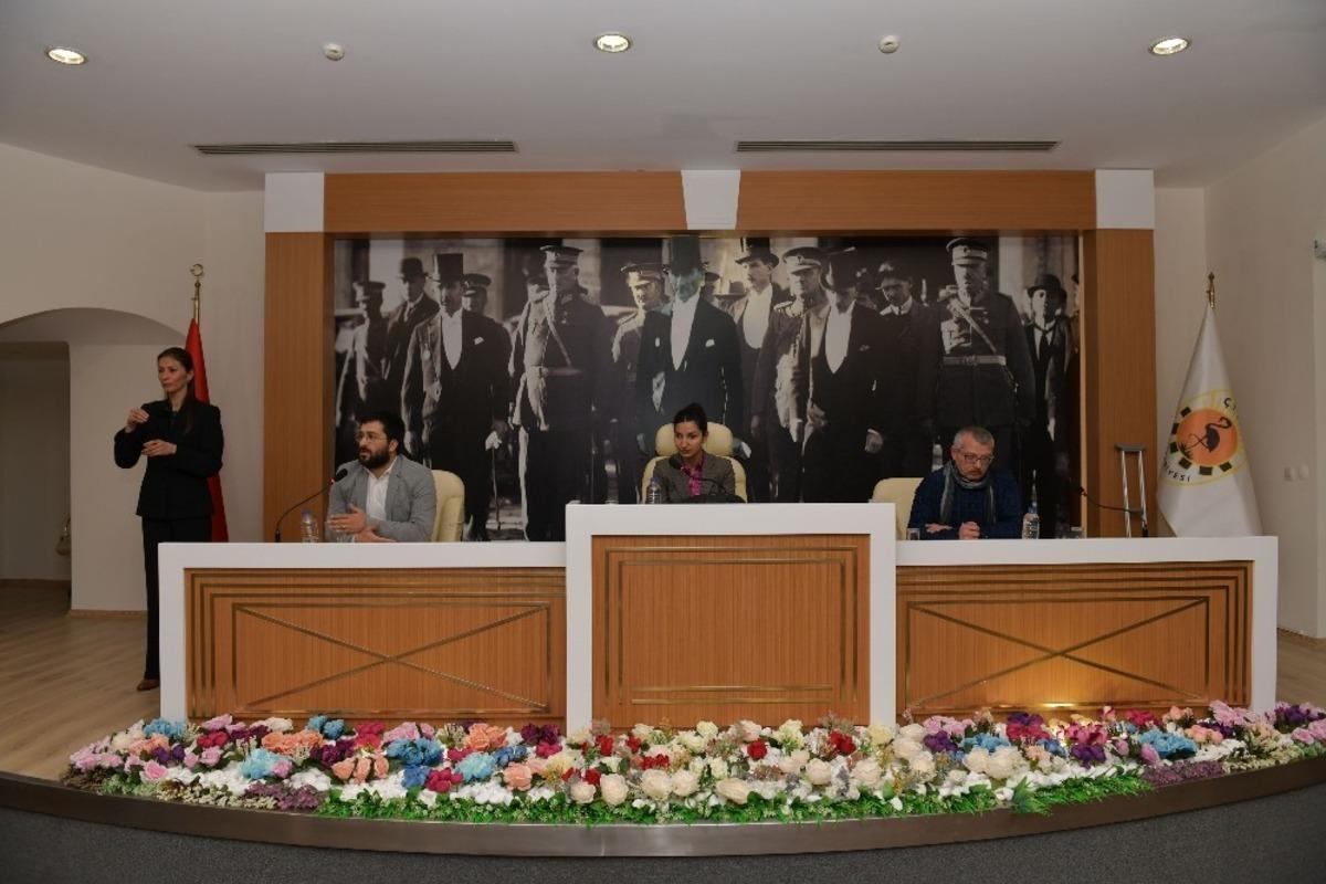 &Ccedil;iğli&rsquo;de engelli &ccedil;alıştayı