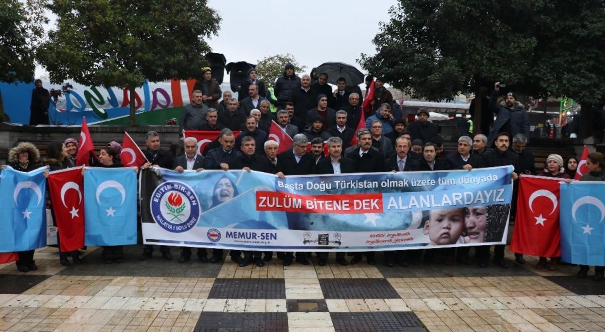 Malatya&rsquo;da &lsquo;İnsanlık i&ccedil;in ses ver&rsquo; eylemi