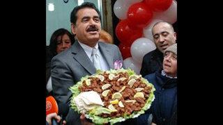 Damacanayı bırak çiğ köfteye bak