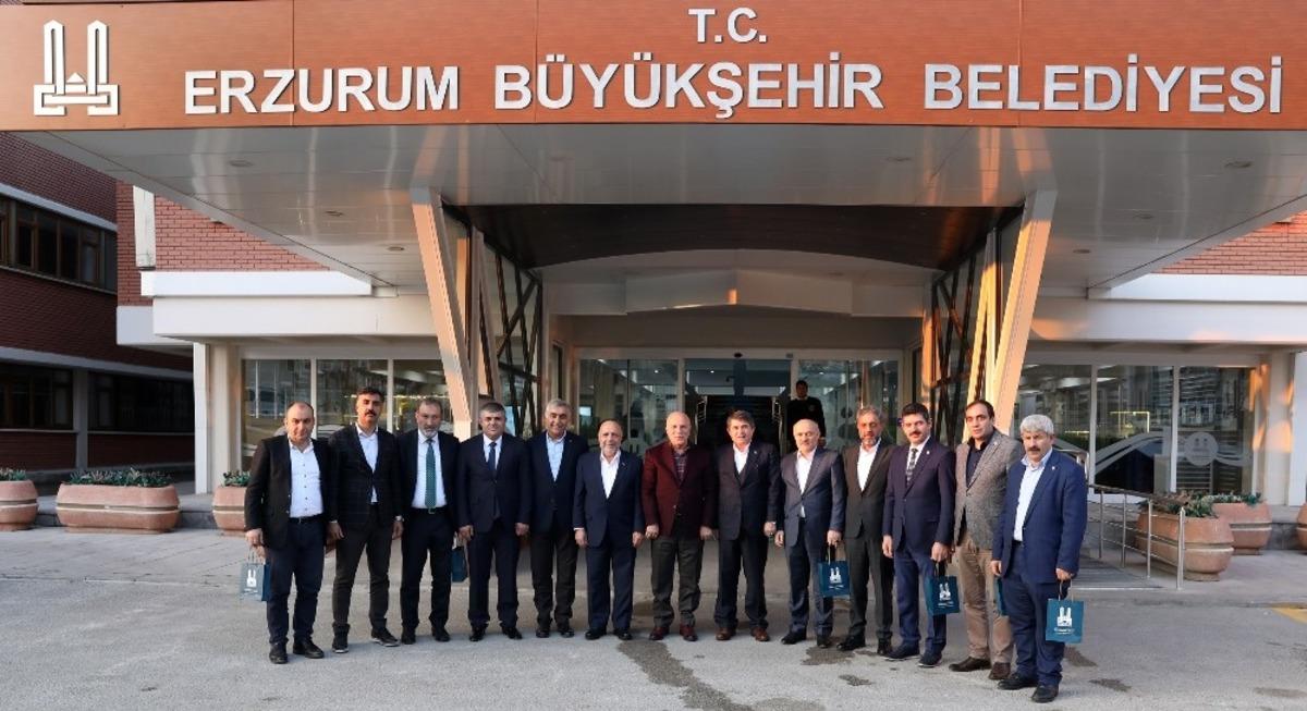 Hak-İş heyetinden Başkan Sekmen&rsquo;e ziyaret