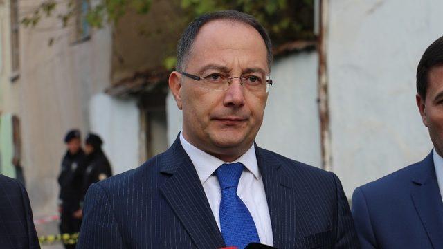 Konya’da çöken bina çevresindeki riskli binalar yıkılacak