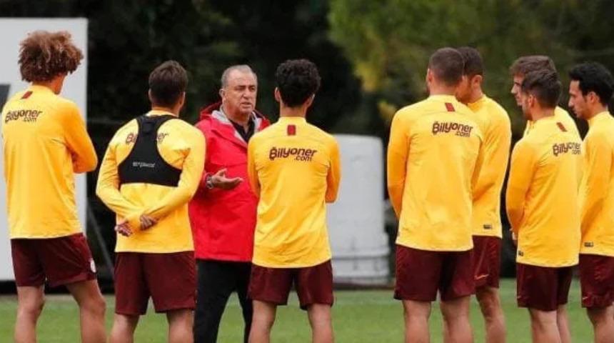 Galatasaray'da Atalay Babacan ve Mustafa Kapı s&ouml;zleşme uzatmadı!