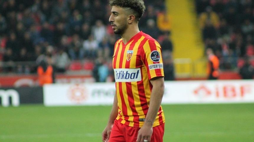 Bilal Başacıkoğlu, Kayserispor’a veda etti
