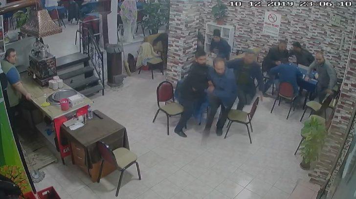 Balıkesir'deki korkutan depremin görüntüsü ortaya çıktı! Panikle kaçıştılar! G2