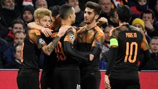 Ajax 0-1 Valencia UEFA Şampiyonlar Ligi (Maç sonucu)