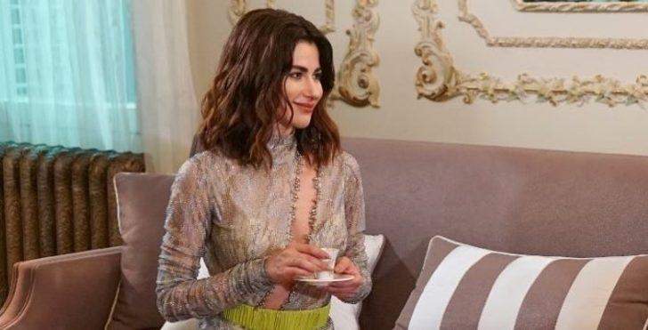 Yasak Elma'da göğüs dekoltesi kriz oldu! Seyirci dekolte görmekten bıktı! G5