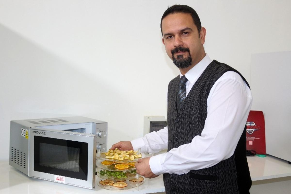 Ev hanımlarının işini kolaylaştıracak cihaz Van&rsquo;da &uuml;retildi