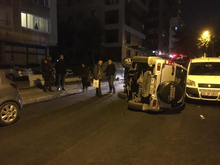 Kadıköy'de eşinin park etmesini beğenmeyen adam lüks cipi devirdi G5