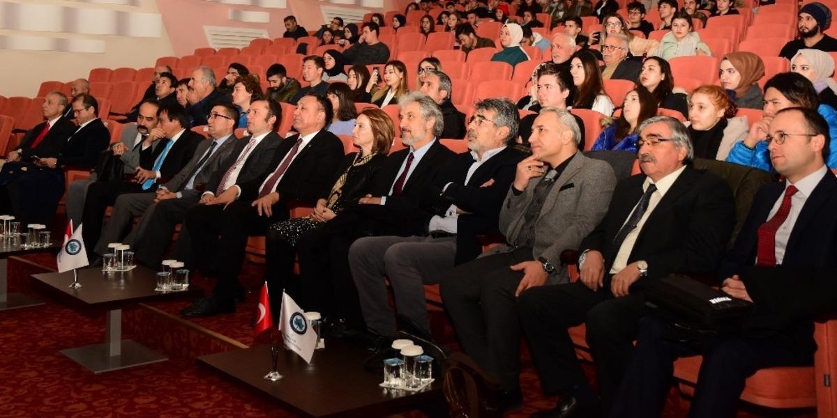 Cengiz Aytmatov ESOG&Uuml;&rsquo;de anıldı
