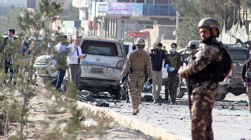 Afganistan'da ABD hava üssü yakınında saldırı: 50 yaralı