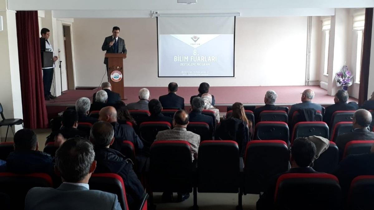T&Uuml;BİTAK 4006 Bilim Fuarı bilgilendirme toplantısı yapıldı