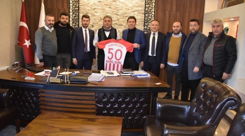 Nevşehir Belediyespor Başkan ve yöneticileri, Genel Sekreter Duru’yu ziyaret etti