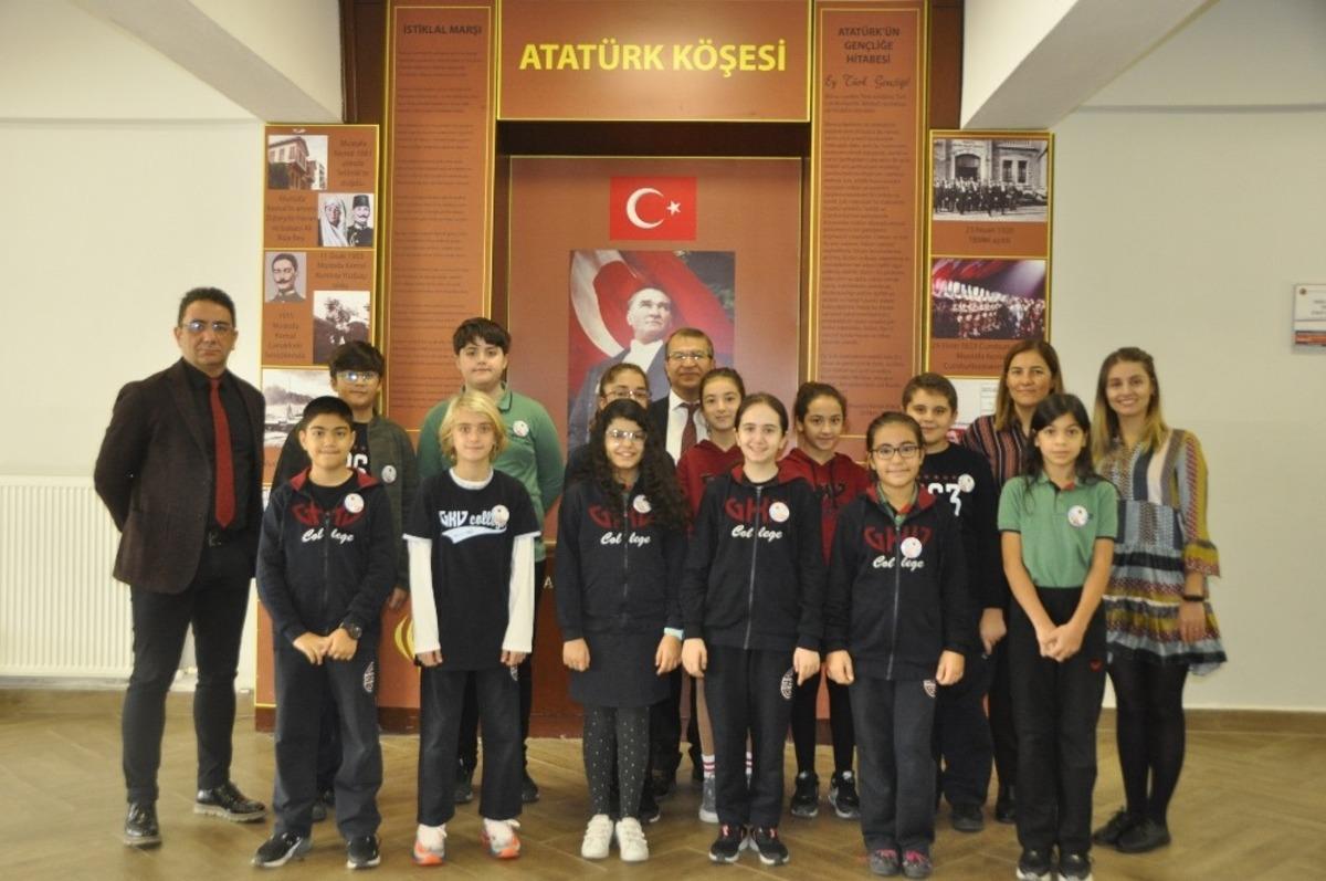 GKV &Ouml;zel Ortaokulunda &ldquo;Barış El&ccedil;ileri&rdquo; g&ouml;rev başında