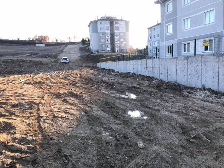 Şaphane TOKİ konutları yolunda bakım ve onarım çalışmaları G4