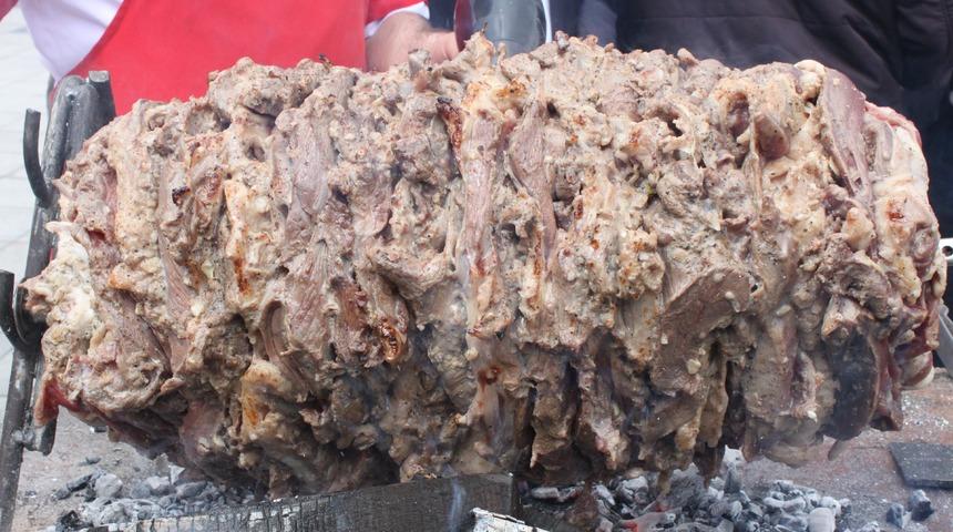 "Cağ kebabı nerenin?" tartışması bitmek bimiyor!