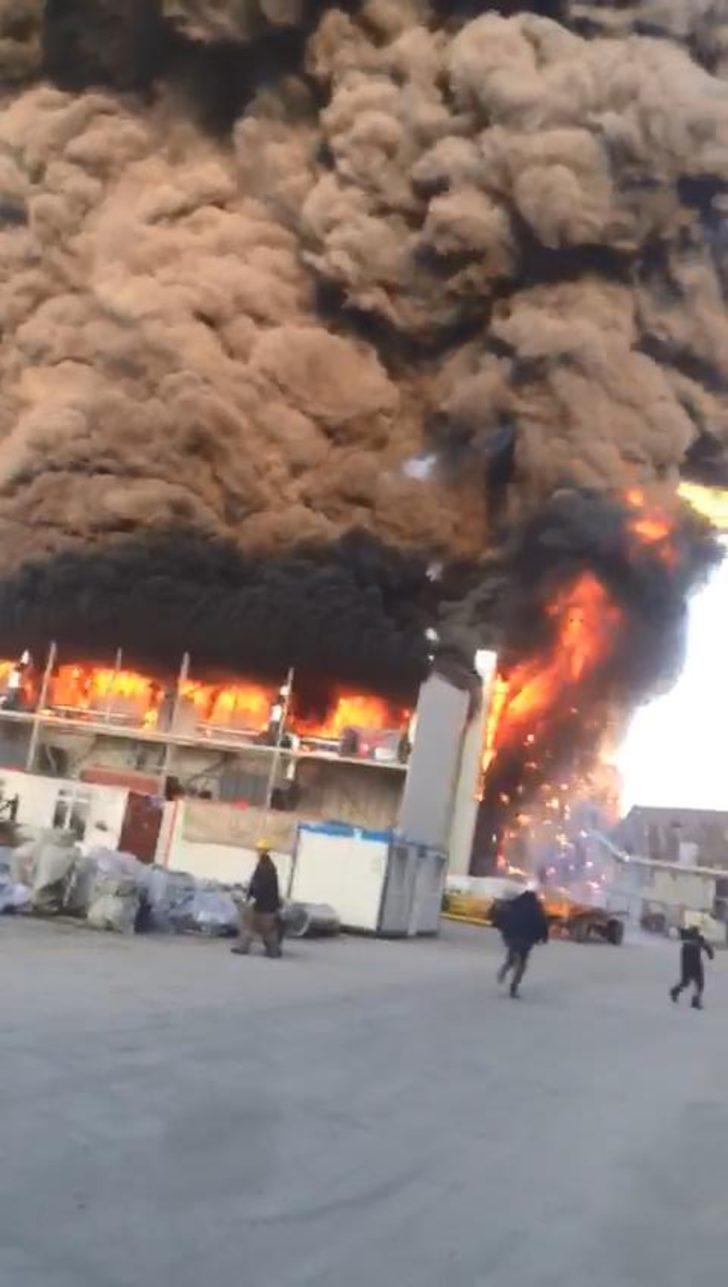 Yalova'da tersanede yangın G2