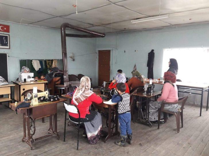 Müdür Musa Kazak: "Köylerde açılan kurslar ekonomiye katkı sağlamalıdır" G4