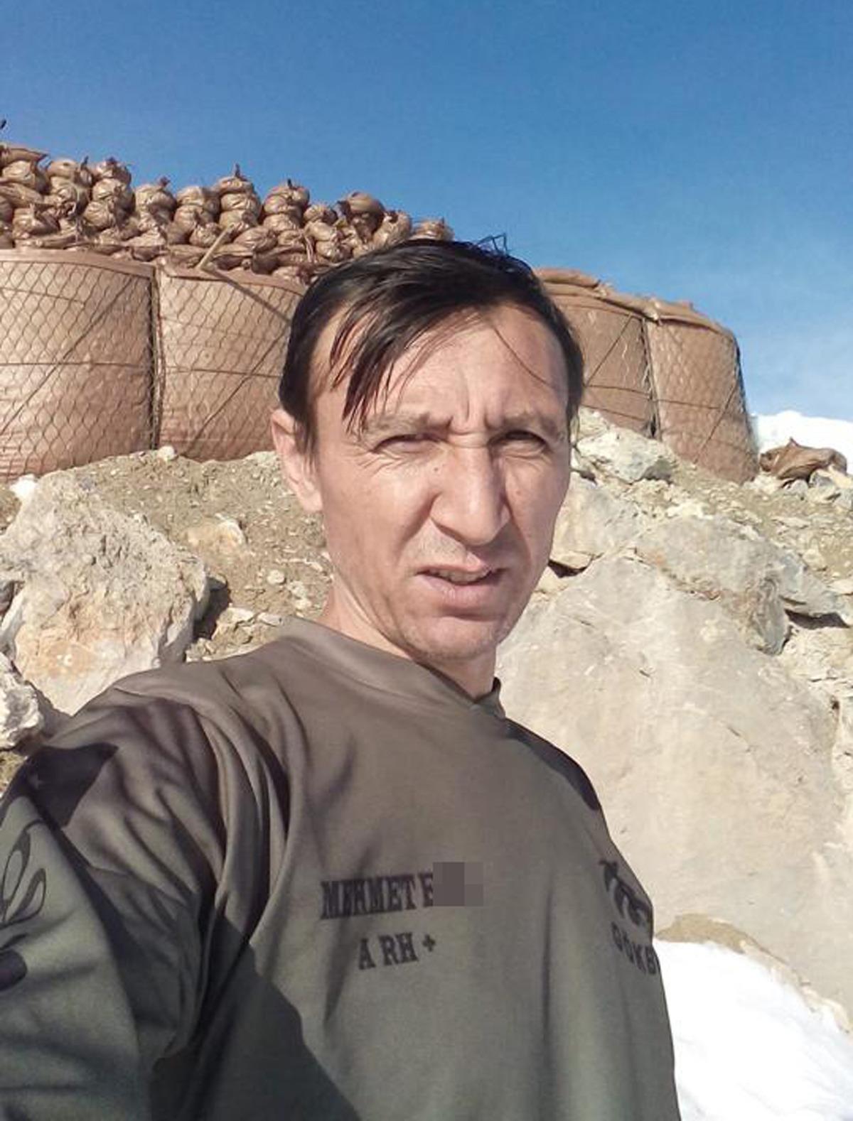 D&ouml;vd&uuml;ğ&uuml; eşi &ouml;l&uuml;nce tutuklanan astsubay: Başka erkeklerle yazışmalarını g&ouml;rd&uuml;m