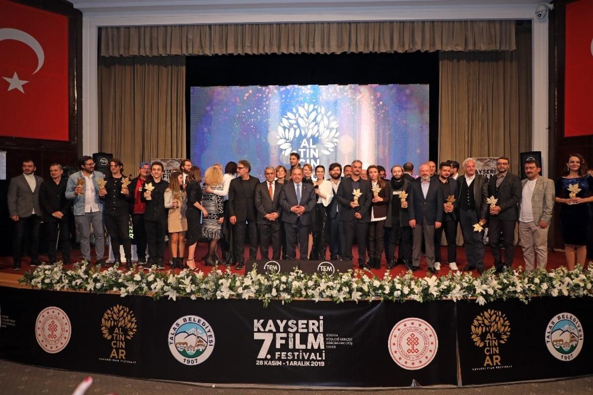 K&uuml;lt&uuml;r Sanata Talas Damgası