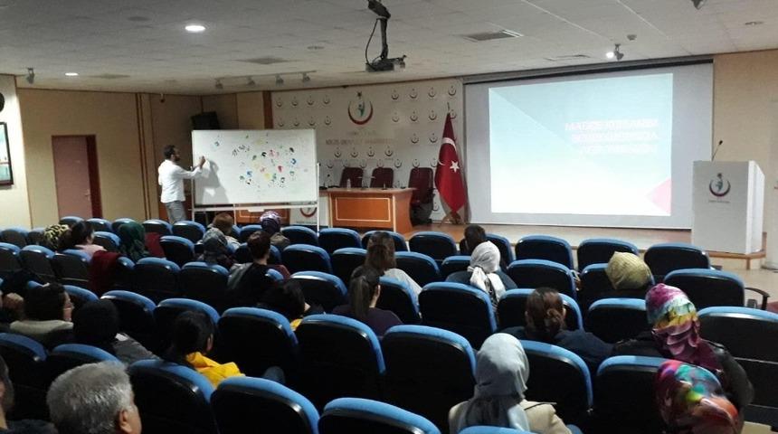 &ldquo;Madde Kullanım Bozukluğunda Acil Yaklaşım" konulu eğitim