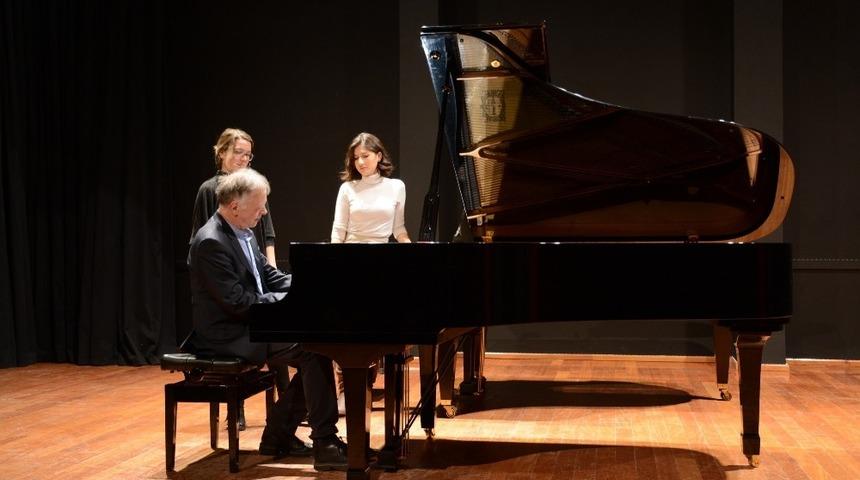 Anadolu &Uuml;niversitesinden &lsquo;Piyano G&uuml;nleri&rsquo;