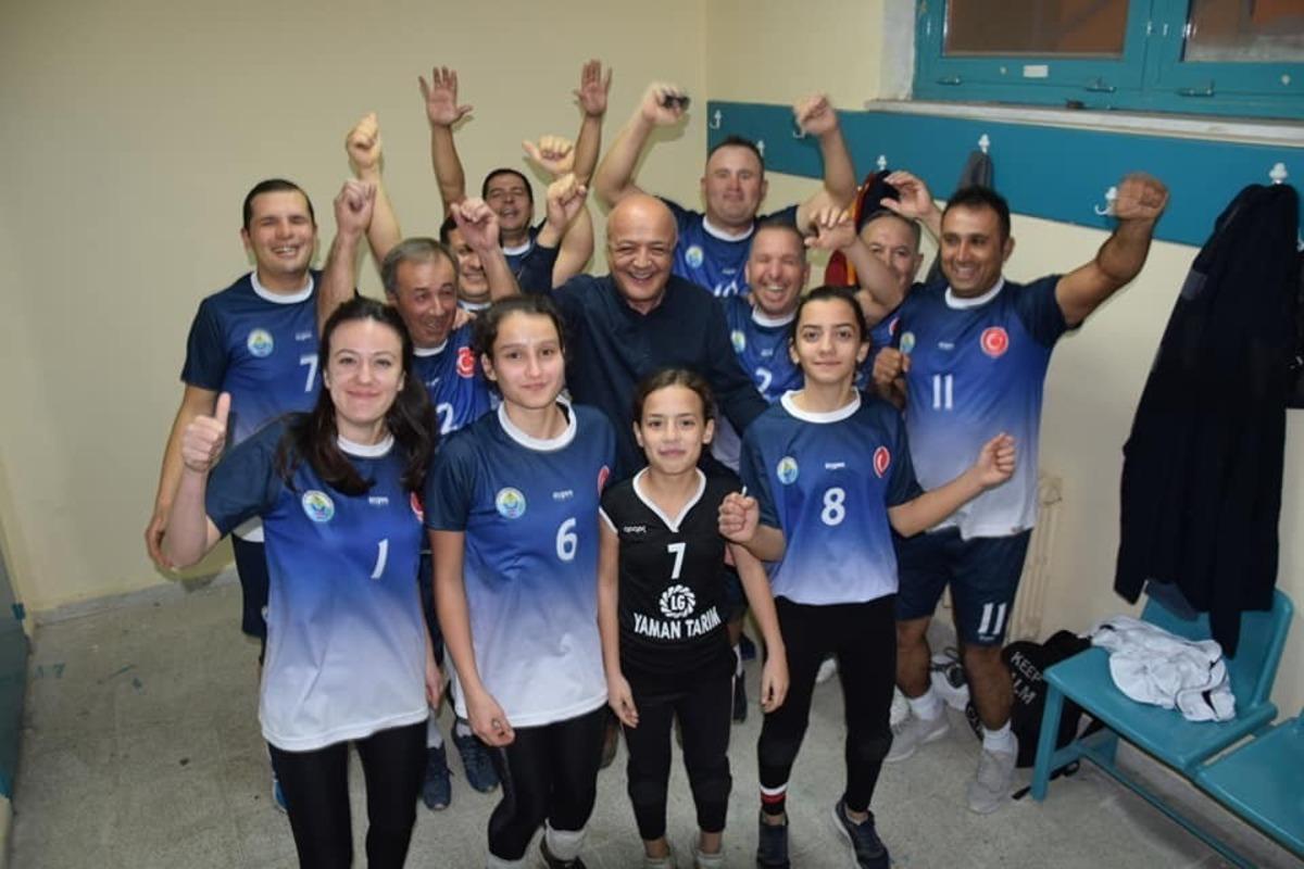 Yenipazar Belediye, İl&ccedil;e Milli Eğitim&rsquo;i mağlup etti