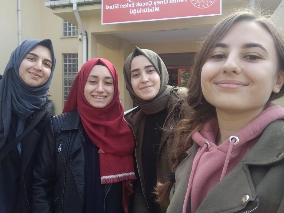 &Ouml;ğrencilerden kalbimin sesi başlıklı sosyal sorumluluk projesi