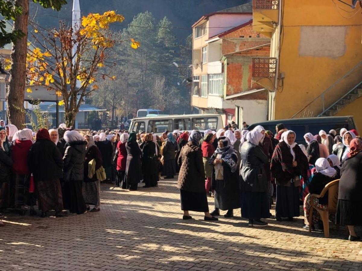B&ouml;breğini verdiği oğlunun acısına 3 ay dayanabildi