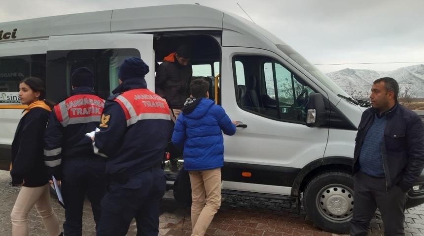 Servis ara&ccedil;larına sıkı denetim