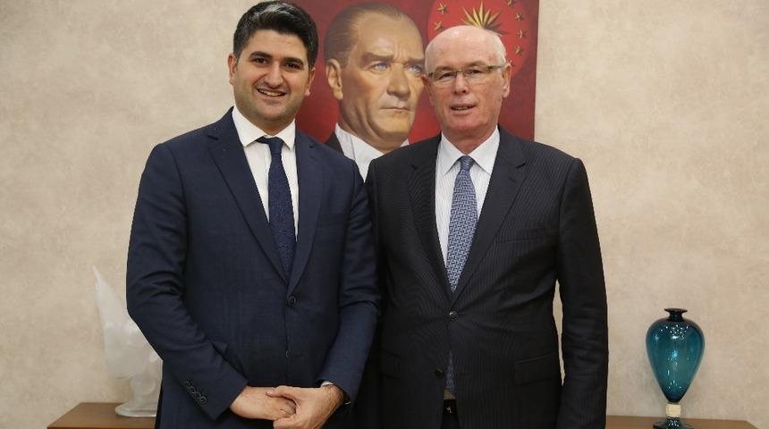 CHP Genel Başkan Yardımcısı Adıg&uuml;zel, Başkan Kurt&rsquo;u ziyaret etti