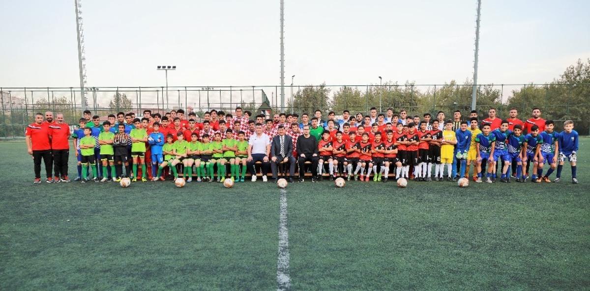 Gen&ccedil; krampon, milli takım kapısını araladı