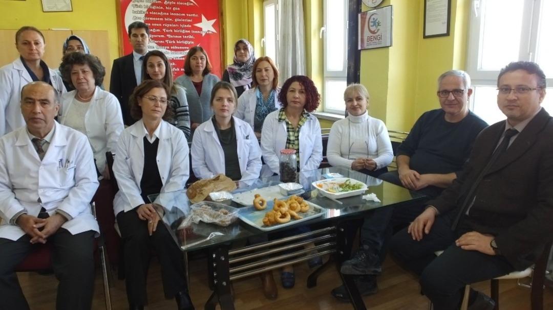 Uzman &Ccedil;avuş Hasan Atak i&ccedil;in lokma d&ouml;kt&uuml;rd&uuml;