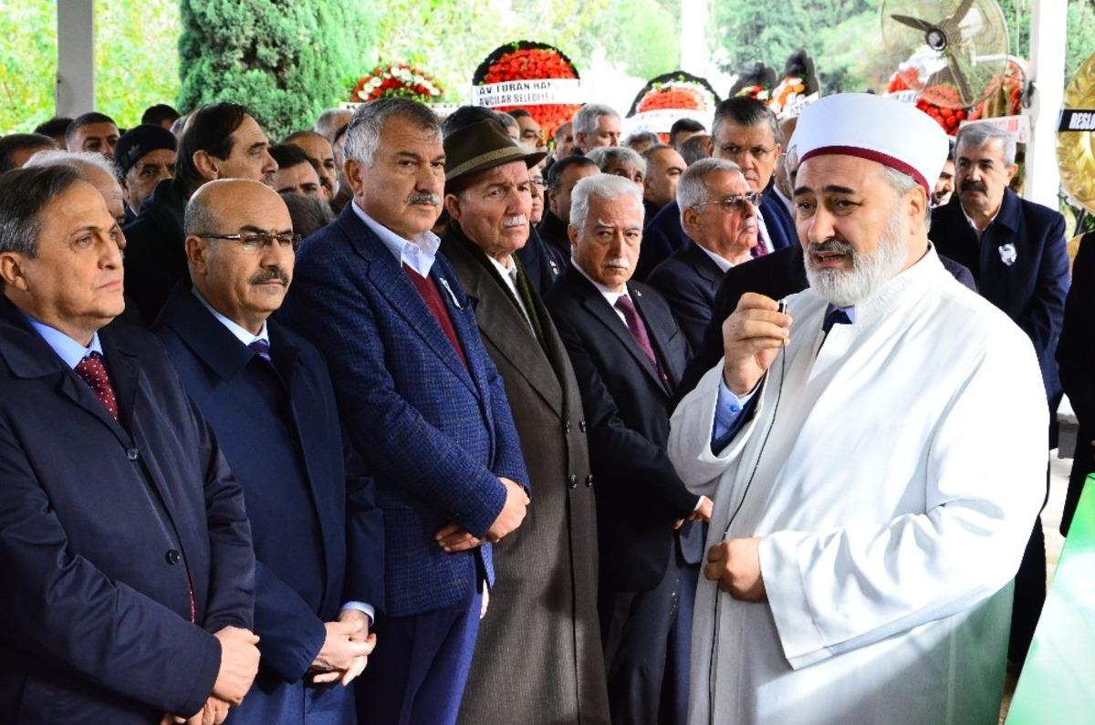 Zeydan Karalar&rsquo;ın kayınpederi son yolculuğuna uğurlandı