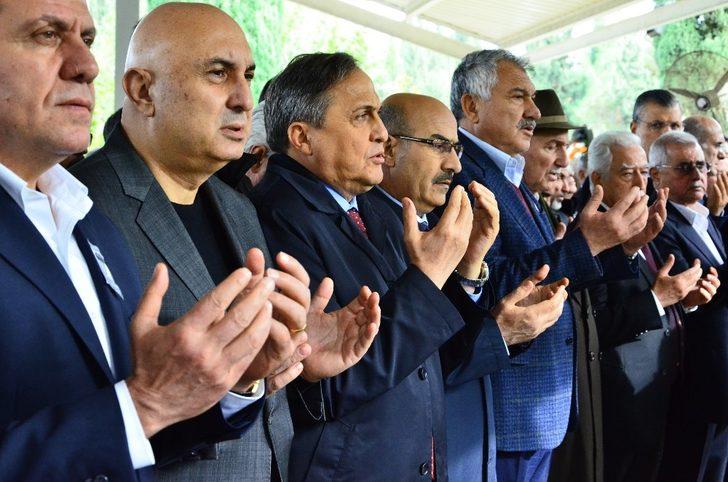 Zeydan Karalar’ın kayınpederi son yolculuğuna uğurlandı G3