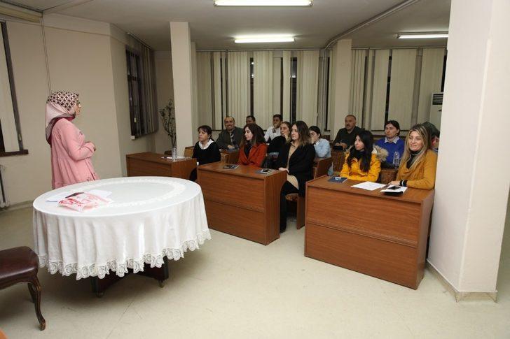 Fatsa Belediyesi personelleri işaret dili öğreniyor G1