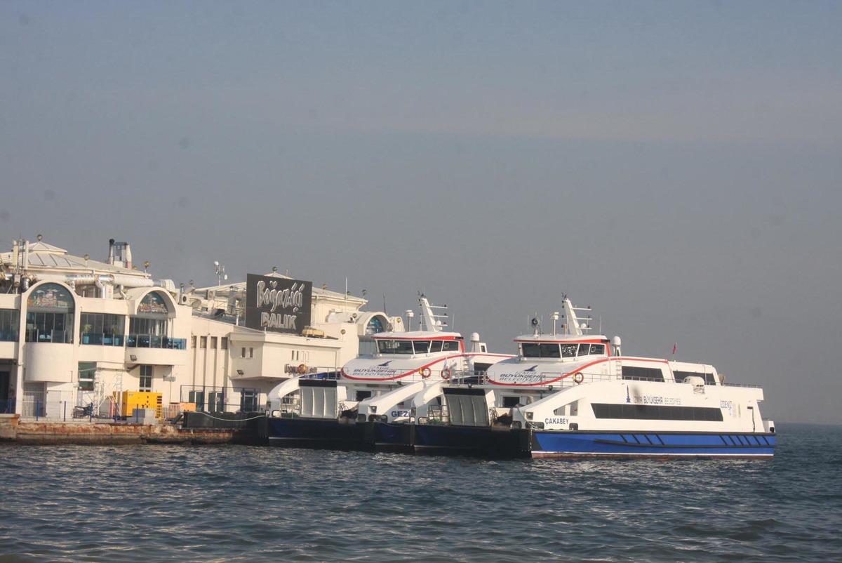 İZDENİZ'de 'vapur kiralama' tartışması
