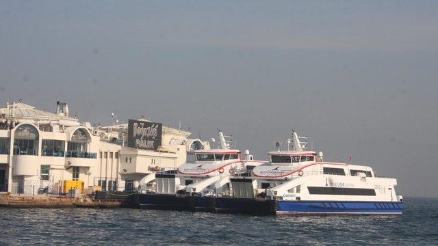 İZDENİZ'de 'vapur kiralama' tartışması